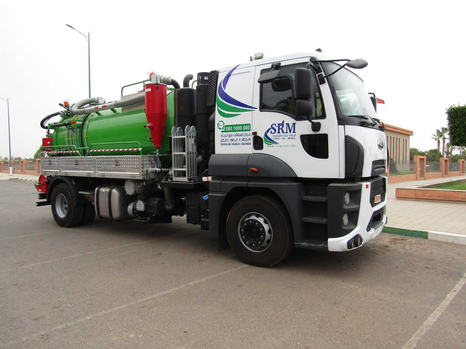 Camion Hydrocureuse